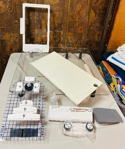 lot 383 image: Lot of Sewing Machine Accessories