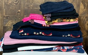 lot 373 image: Fun with Fleece and Other Soft Yardage