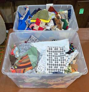 lot 428 image: 2 Large Bins of Fabric Remnants & Scraps