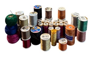 lot 434 image: Coats & Clark Yarn and Thread in Metallic, Rayon and Sulky