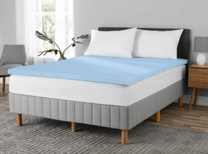 lot 134 image: Mainstays 2 Memory Foam Mattress Topper, King