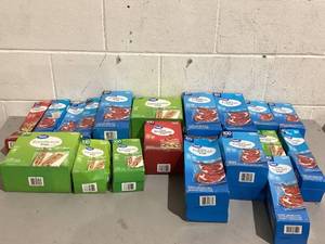 lot 485 image: LOT OF Miscelleneous Ziplock Bags Variety Sizes