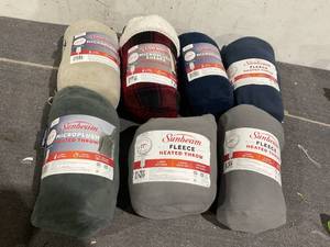 lot 328 image: LOT OF 7 Sunbeam Heated Throw Blanket