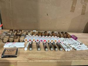 lot 480 image: LOT OF Makeup