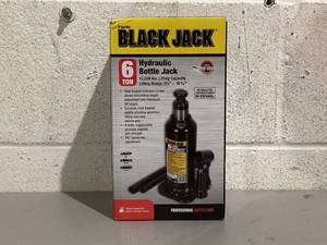 lot 608 image: Black Jack 6 Ton Welded Steel Bottle Jack, T90613W
