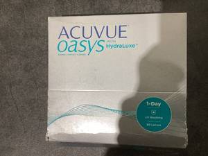 lot 715 image: LOT of 3 Acuvue Oasys Contact Lenses