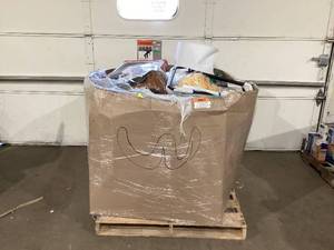 lot 902 image: Wholesale Pallet of Miscellaneous Items