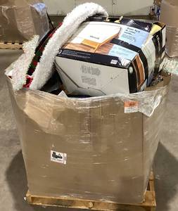lot 907 image: Wholesale Pallet of Miscellaneous Items