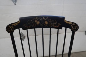 WINDSOR ROCKING CHAIR