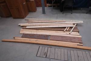 lot 52 image: RANDOM ASSORTMENT OF 2X WOOD