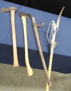 lot 89 image: 2 AXES, A LOG ROLLER, AND A EXTENTION TREE TRIMMER