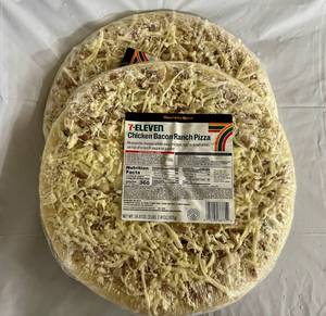 lot 114 image: 2x 34.41oz 7-Eleven Chicken Bacon Ranch Frozen Pizza