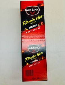 lot 175 image: 20x 0.92oz pkgs Jacks Links Flamin Hot
