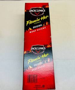 lot 179 image: 20x 0.92oz pkgs Jacks Links Flamin Hot