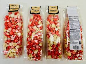 lot 239 image: 4x 8oz Marketside Popcorn wWhite Chocolate Drizzle-82025