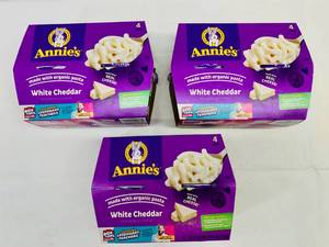 lot 374 image: 3x 4-1.87oz Annies Organic Pasta & White Cheddar