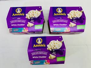 lot 375 image: 3x 4-1.87oz Annies Organic Pasta & White Cheddar