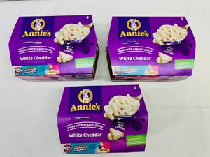 lot 376 image: 3x 4-1.87oz Annies Organic Pasta & White Cheddar