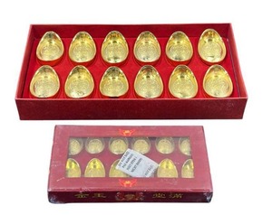 lot 56 image: Gold-toned Chinese Syscee Ingots (Large and Small Set) - Large Box measures 5.5 x 10.5