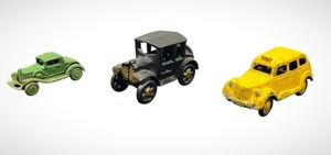 lot 62 image: Three Vintage Cast Iron Toy Cars