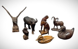 lot 71 image: Assortment of Hand Carved Wildlife Figurines