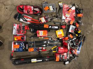 lot 33 image: Lot of Assorted Hand Tools and Hardware Various Models and Conditions  Customer Returns See Pictures