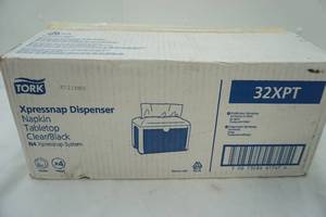 lot 112 image: Tork Xpress Nap Dispenser (4ct) NEW