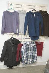 lot 148 image: No Sale Womens Clothes Lot
