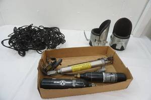 lot 146 image: No Sale Lot inversion boots & utility net