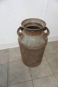 lot 8 image: antiquevintage milk can