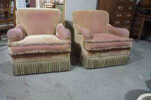 lot 19 image: Edward Ferrell LTD Club Chairs