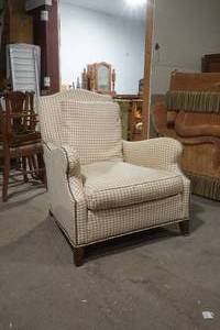 lot 20 image: English Serpentine Back Armchair