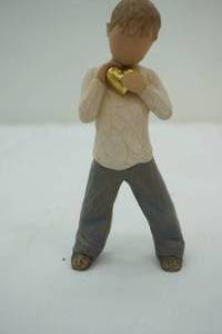 lot 61 image: Willow Tree Heart of Gold figurine