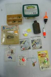 lot 175 image: fishing tackle lot