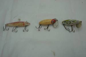 lot 183 image: vintage Jitterbugs & other vintage lure