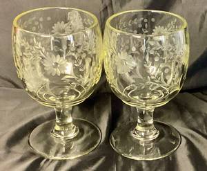 lot 28 image: Extra Large Vintage Floral & Leaf Engraved Goblets 10.5 Tall