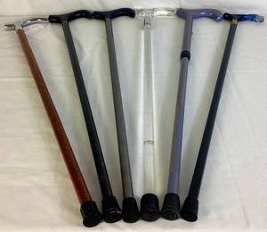 lot 65 image: Vintage Cane Collection