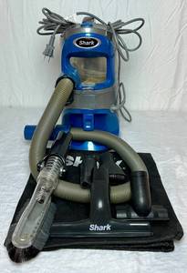 lot 54 image: Shark Portable Vacuum