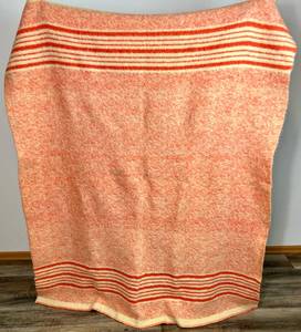 lot 64 image: Vintage Wool Blanket