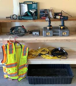 lot 67 image: Power Tools Bundle