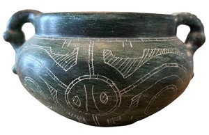 lot 38 image: Hand Carved Brazilian Clay Pottery Pot Style Vase