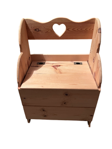 lot 208 image: Wooden Storage Bench