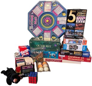 lot 107 image: Games & Puzzles