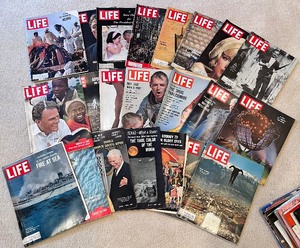 lot 214 image: Large Collection of Life Magazines