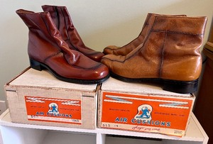 lot 115 image: Two Pair of Vintage Mens Bronson Leather Air Cushion Boots (Size 10.5)
