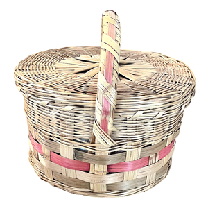 lot 236 image: Vintage Round Wicker Basket with Lid & Handle