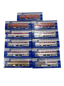 lot 18 image: (11) K-Line Streamliner Santa Fe & Northern Pacific Freight Train Cars
