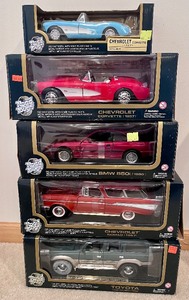 lot 54C image: (5) Road Tough Collector Model Cars - Including Corvettes, Nomads & Land Cruisers