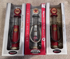 lot 48C image: Texaco & Minneapolis-Moline Replica Gas Pump Models