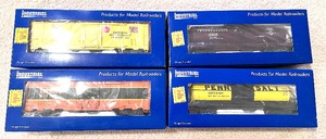 lot 33B image: (4) Industrial Brand - Train Tank Cars, Reefers & Box Car